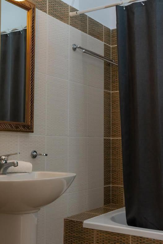 Blue Meadow Villa Livadi  Ngoại thất bức ảnh